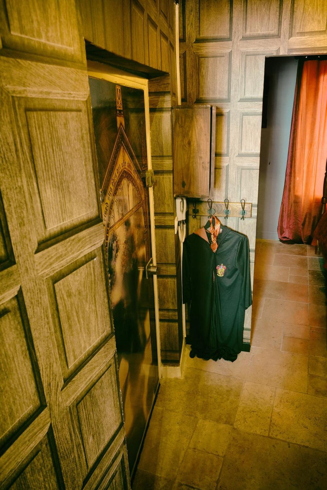 Sorcier Magique & Experience Immersive Caen Exterior foto